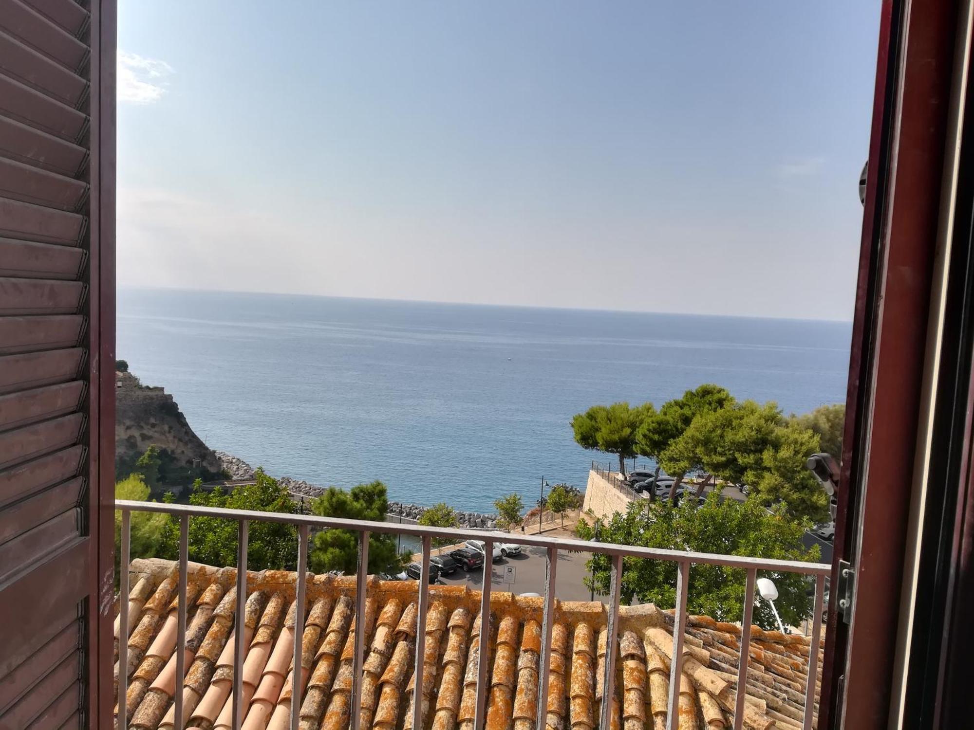 Italy, Calabria, Pizzo Rent Apartment 2 Room Exterior photo